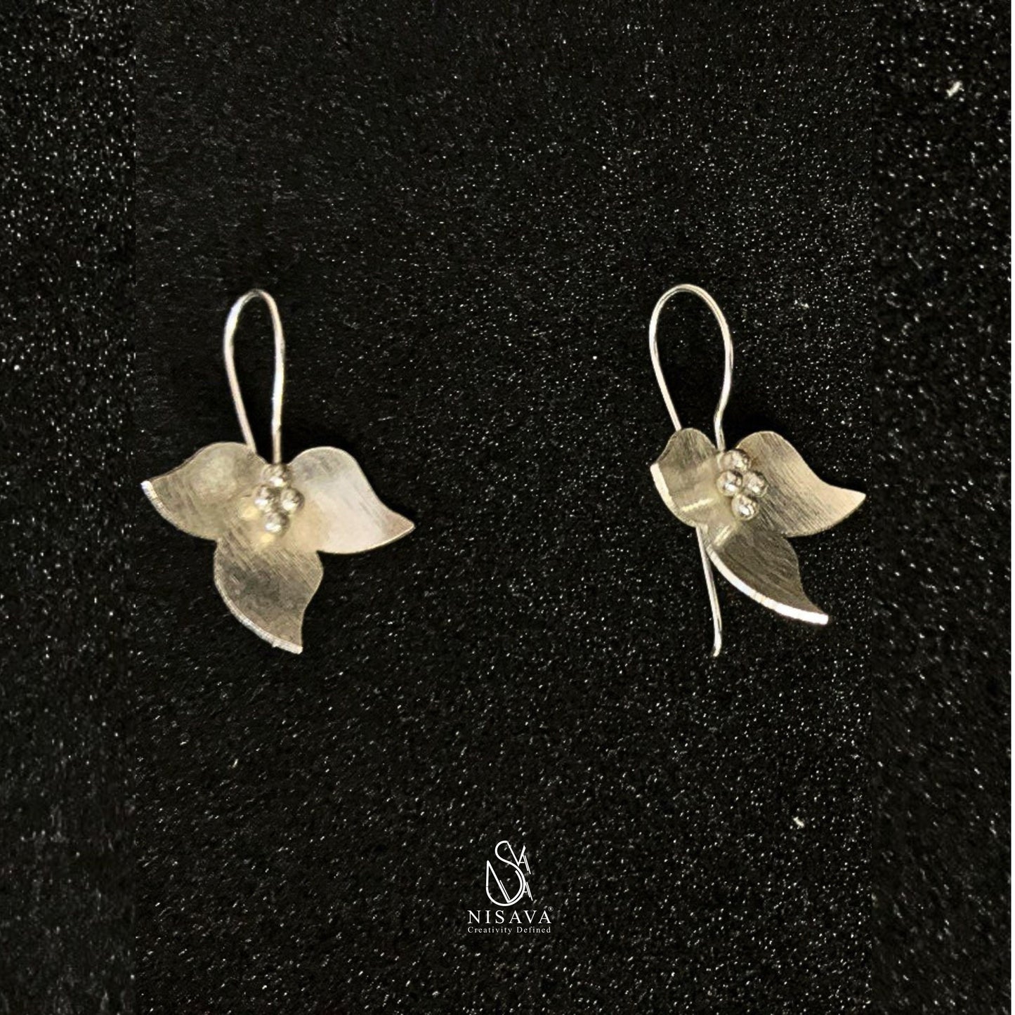 Floral lily Earrings